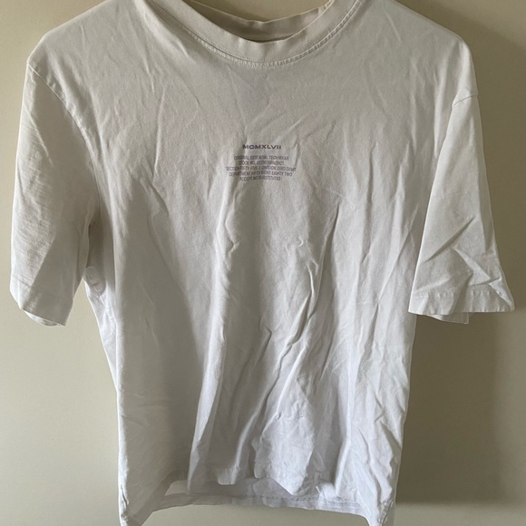 H&M graphic tee - Picture 2 of 4